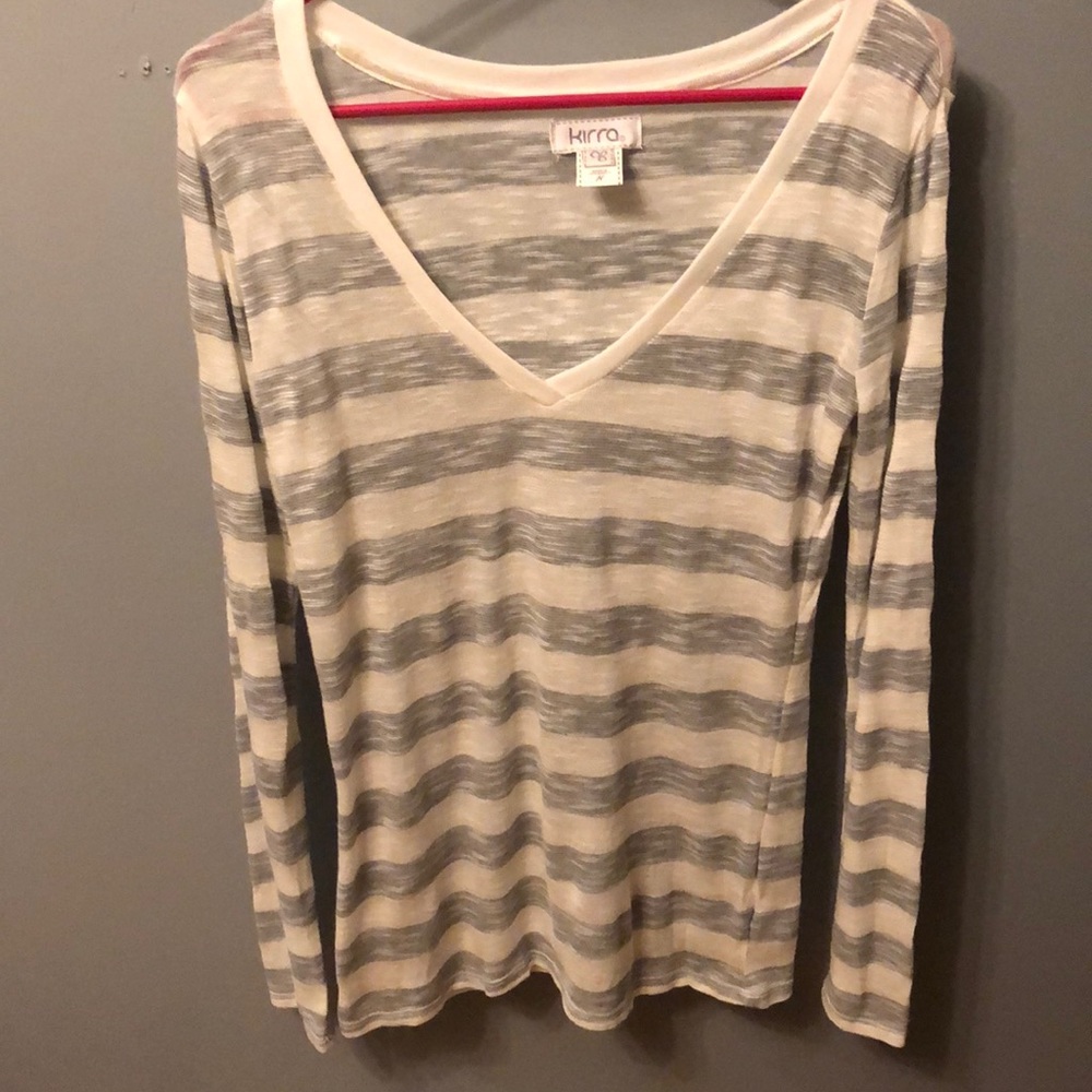 Kirra vneck long sleeve shirt